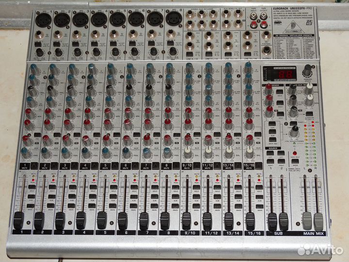 Микшерный пульт