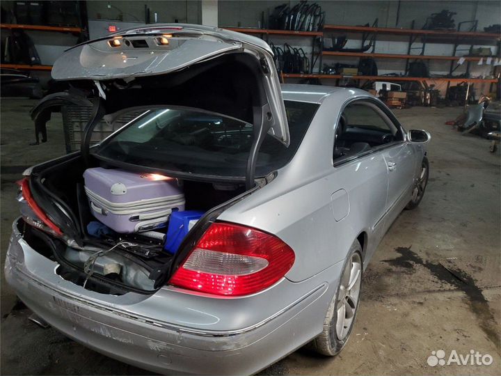 Разбор на запчасти Mercedes CLK W209 2002-2009