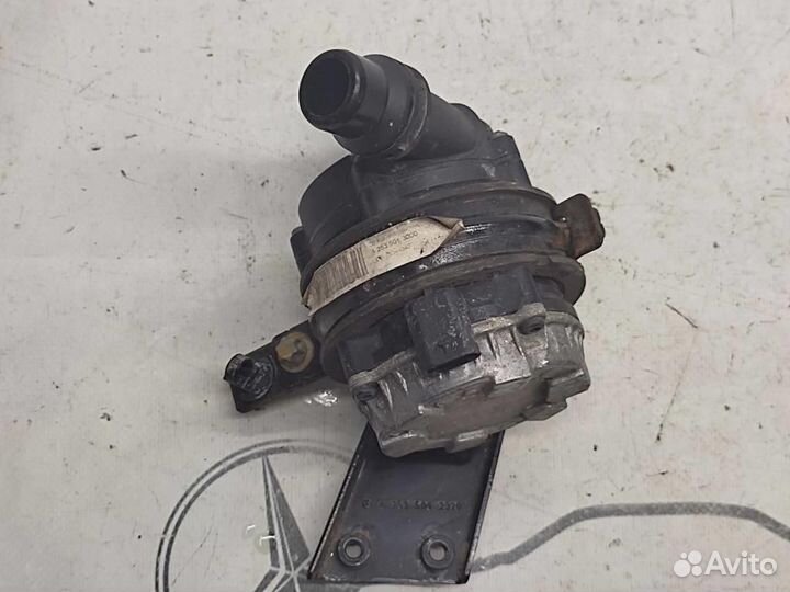 Насос циркуляционный w253 GLC-class 651.921 2017