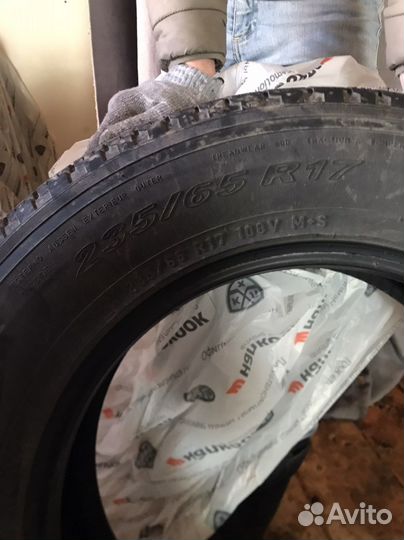 Parnelli Jones Dirt Grip 235/65 R17
