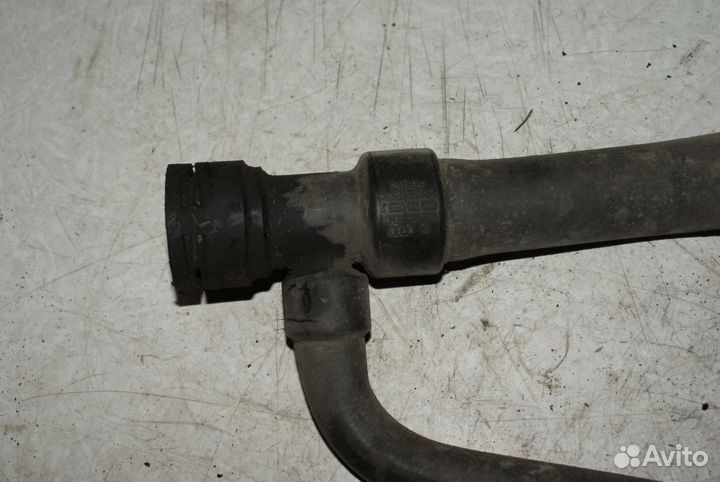 Патрубок радиатора Audi A4 B5 8D 8D0121055J