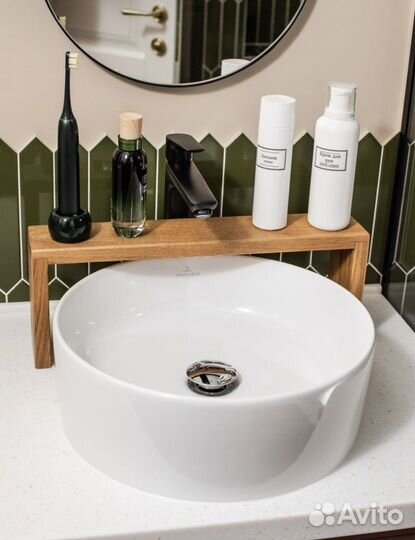 Полка для ванной деревянная