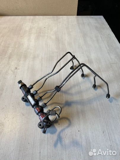 Топливная рампа Peugeot Partner Tepee B9 DV6auted4