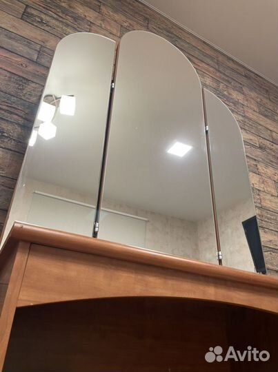 Трельяж с зеркалом