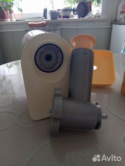 Мясорубка электрическая