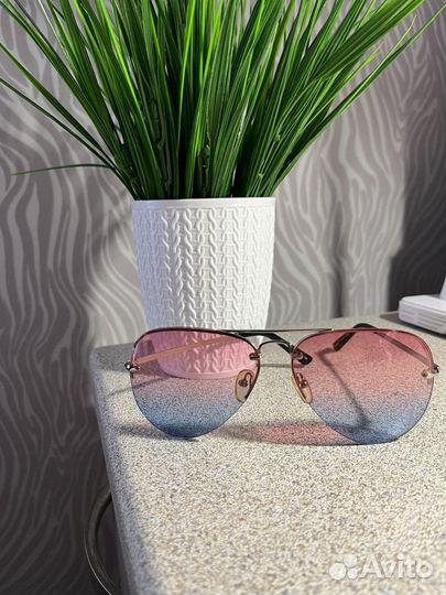 Солнцезащитные очки