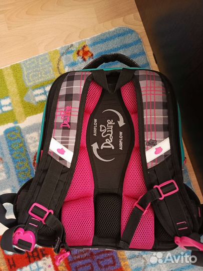 Школьный рюкзак