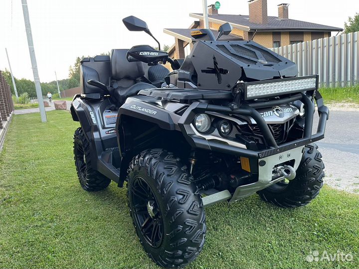 Квадроцикл Brp Can-Am Outlander Max XT 1000