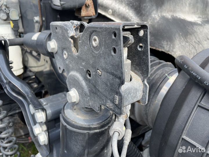 Замок кабины правый 2018г Daf XF106