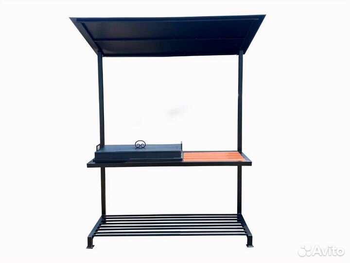 Мангал с крышей