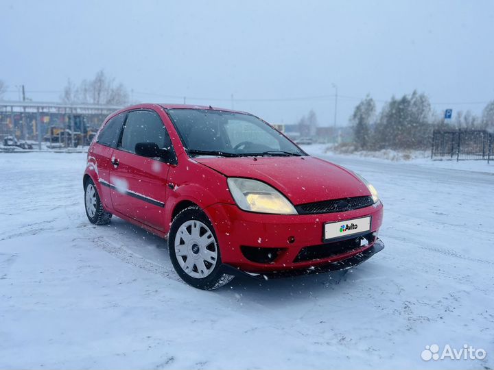 Ford Fiesta 1.3 МТ, 2005, 233 551 км