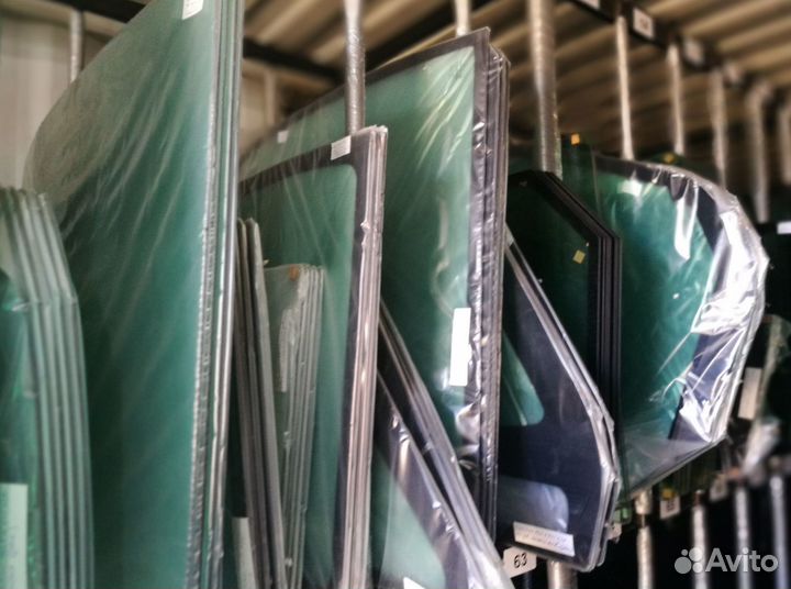 Стекло дверное нижние для Hitachi Zaxis 270 3G-5G