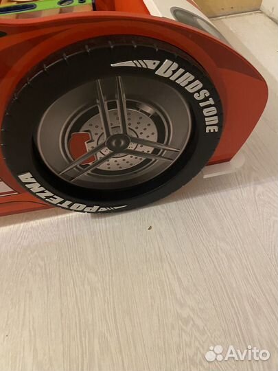 Детская кровать машинка