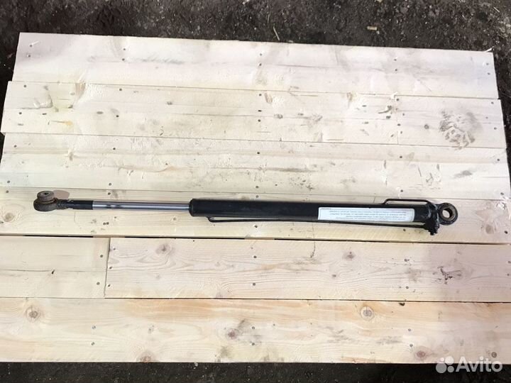 Цилиндр подъёма Кабины Ман Тгл Man Tgl