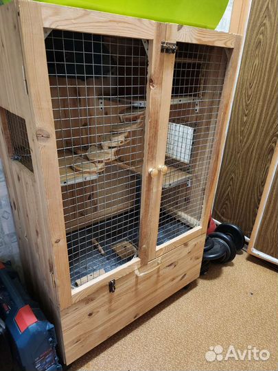 Витрина для шиншилл