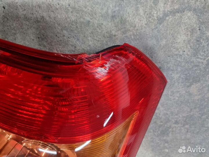 Задний левый фонарь Тойота Королла 120 Хэтчбек