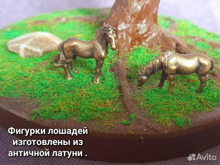 Дерево счастья из крошки граната