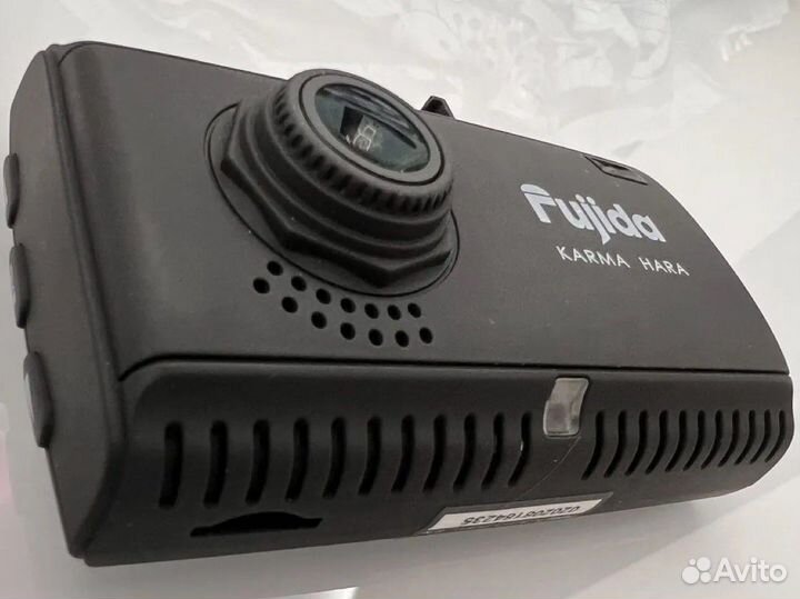 Видеорегистратор fujida karma hara