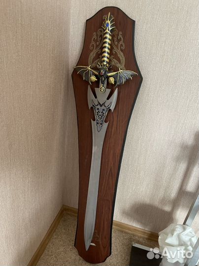 Сувенирный меч