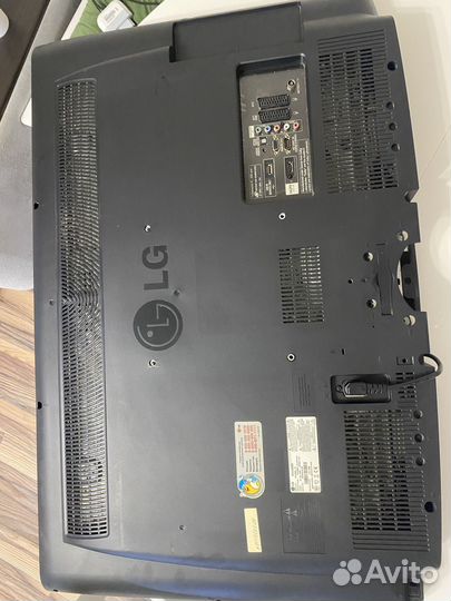 Телевизор бу LG