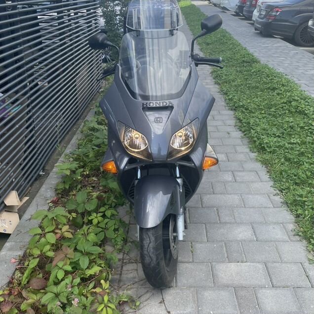 Honda Forza, 2000, 31 685 км