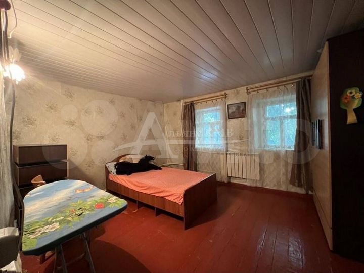 Дом 40 м² на участке 2 сот.