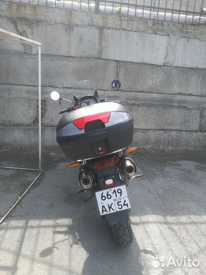 Honda XL1000V4 Varadero 2004