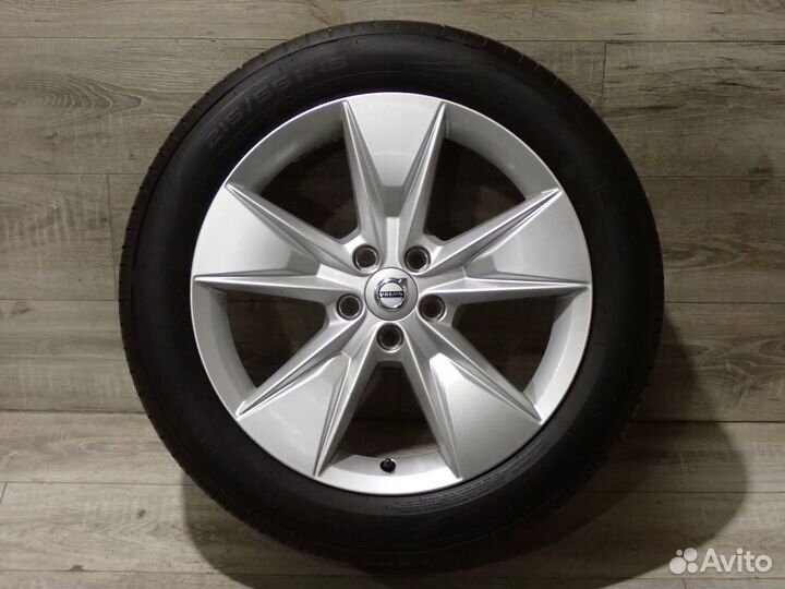 Оригинальные колеса R18 Volvo V60