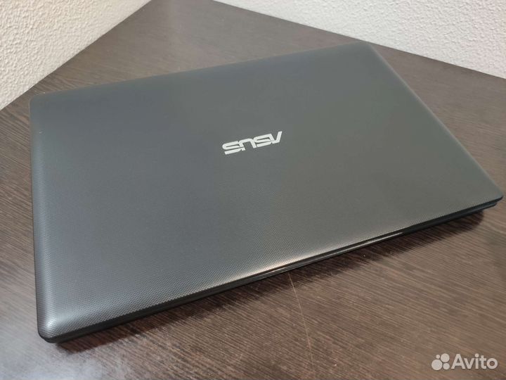 Ноутбук asus 4*2.66Ггц/Озу 8гб/GT 920m/SSD