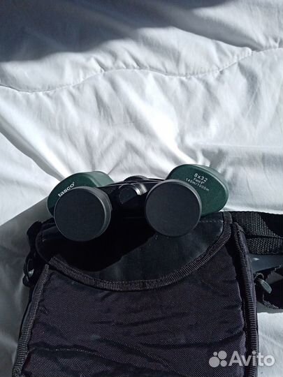 Бинокль Tasco 8x32