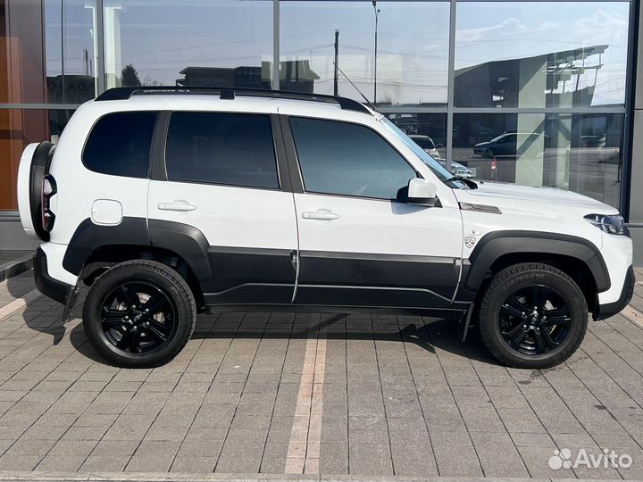 ВАЗ Niva Travel 1.7 МТ, 2023, 23 480 км