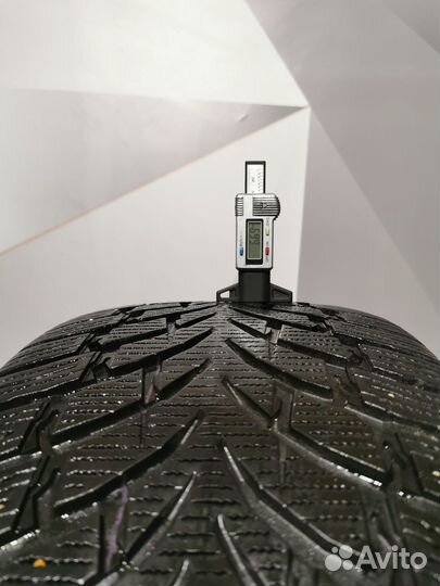 Nokian Tyres WR SUV 4 275/45 R21 110W