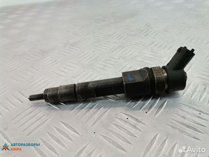 Форсунка Renault Scenic 2 рест. 2007 8200389369