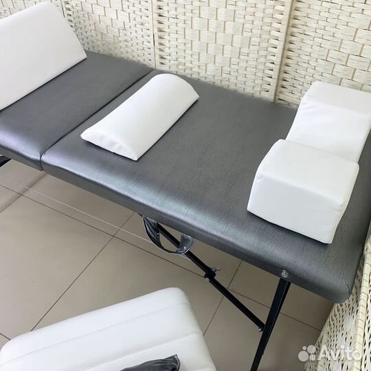 Кушетка косметологическая