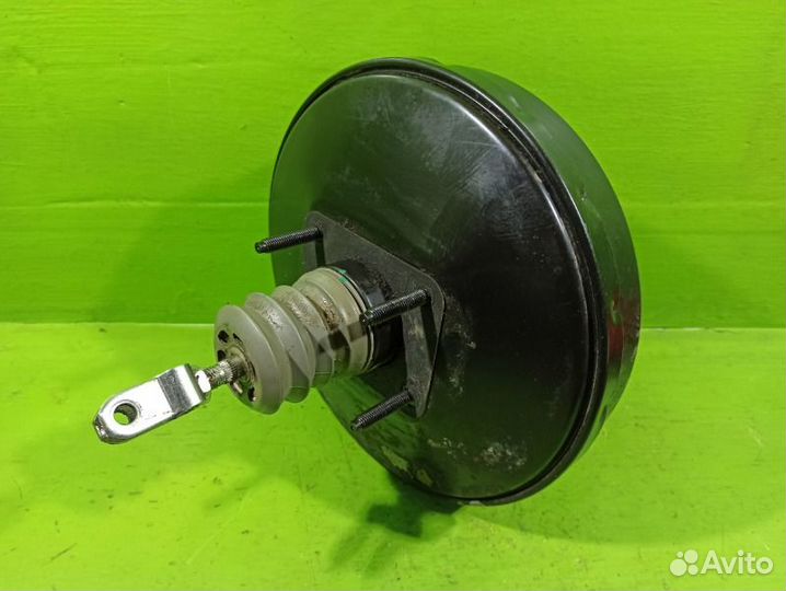 Вакуумный усилитель тормозов Toyota Yaris P90 2SZ