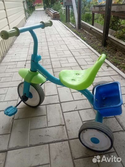 Детский трехколесный велосипед