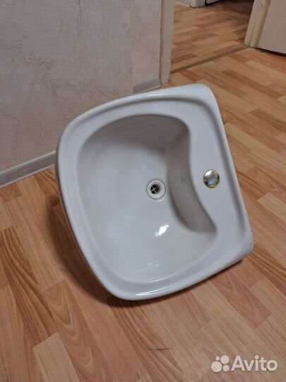 Раковина в ванную