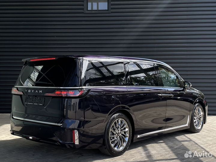 Voyah Dream 1.5 AT, 2023, 10 км