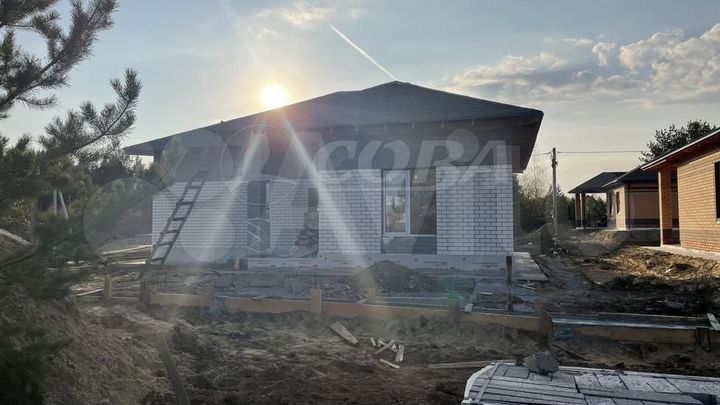 Коттедж 100 м² на участке 5 сот.