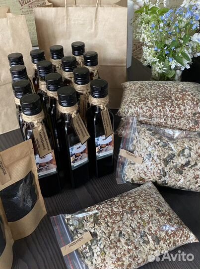 Сыродавленное настоящее масло из бочонка