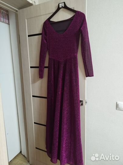 Платье вечернее