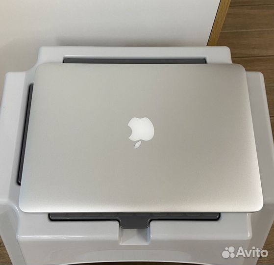Macbook pro 13 retina 2014 8/128