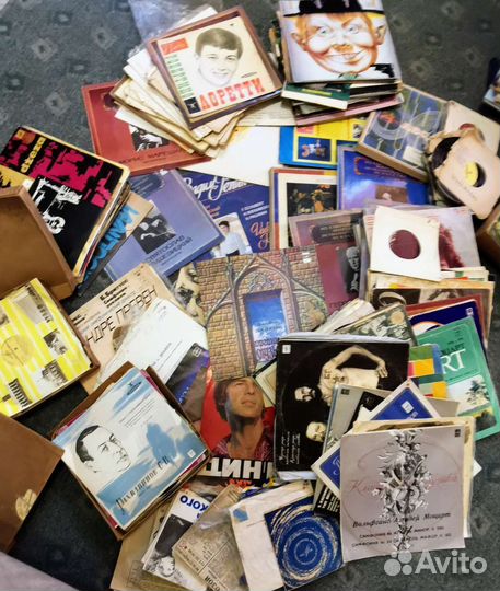 Виниловые пластинки очень много разных