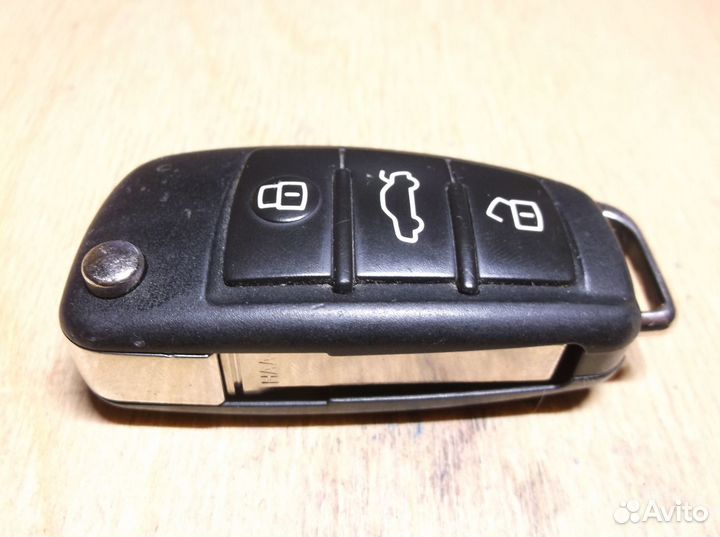 8V0 837 220 hella 434 MHz Audi remote key