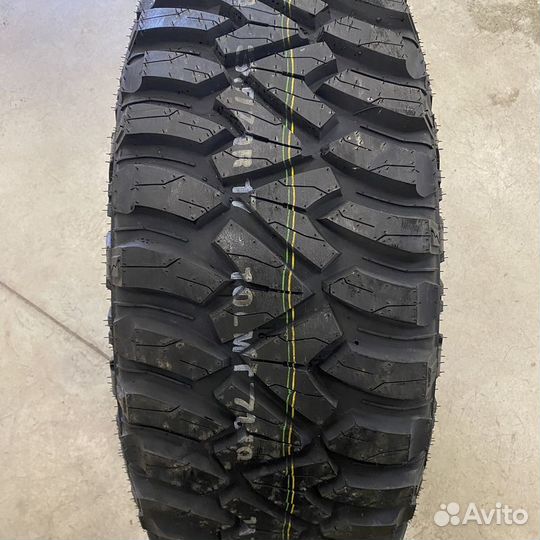 Kumho Road Venture MT71 235/85 R16 120