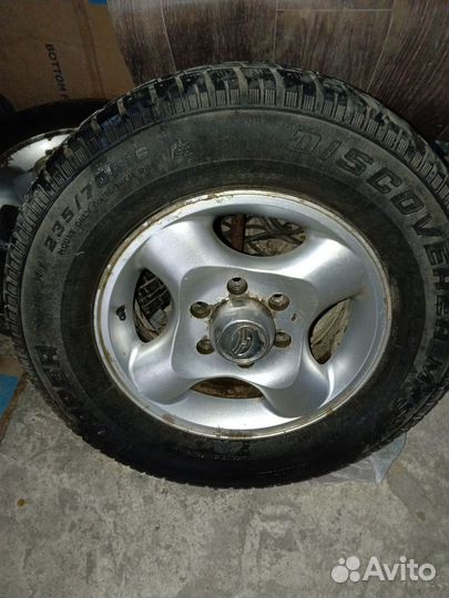 Зимние колеса 235 70 16