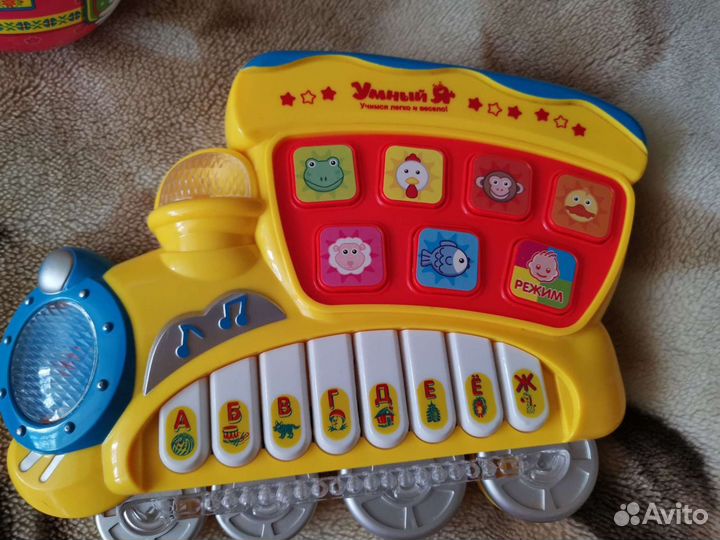 Музыкальные игрушки для малышей