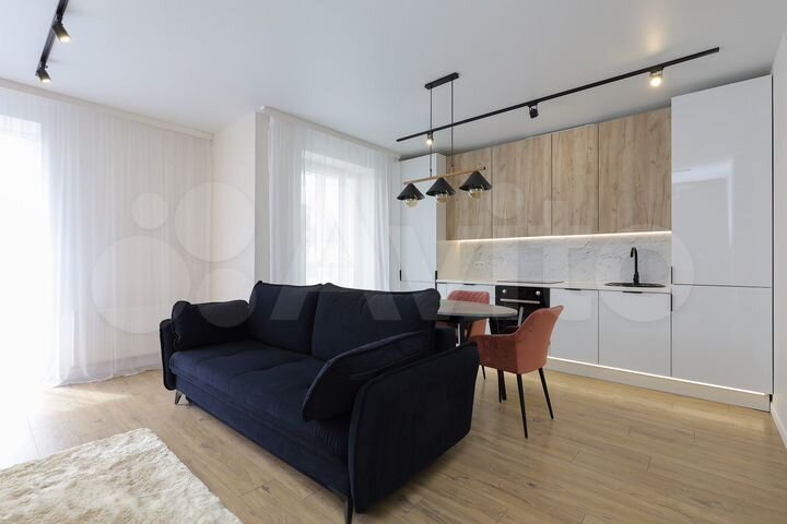 2-к. квартира, 83 м², 9/9 эт.