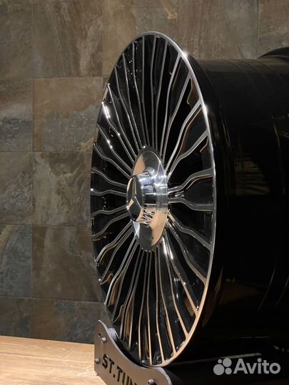 Разноширокие диски R19 5x112 Mercedes-Benz Design