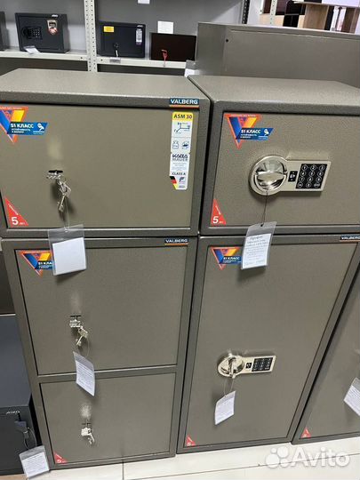 Офисные сейфы